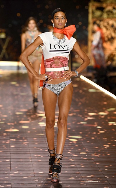 Jourdana Phillips, 2018 Victoria's Secret Fashion Show, Runway